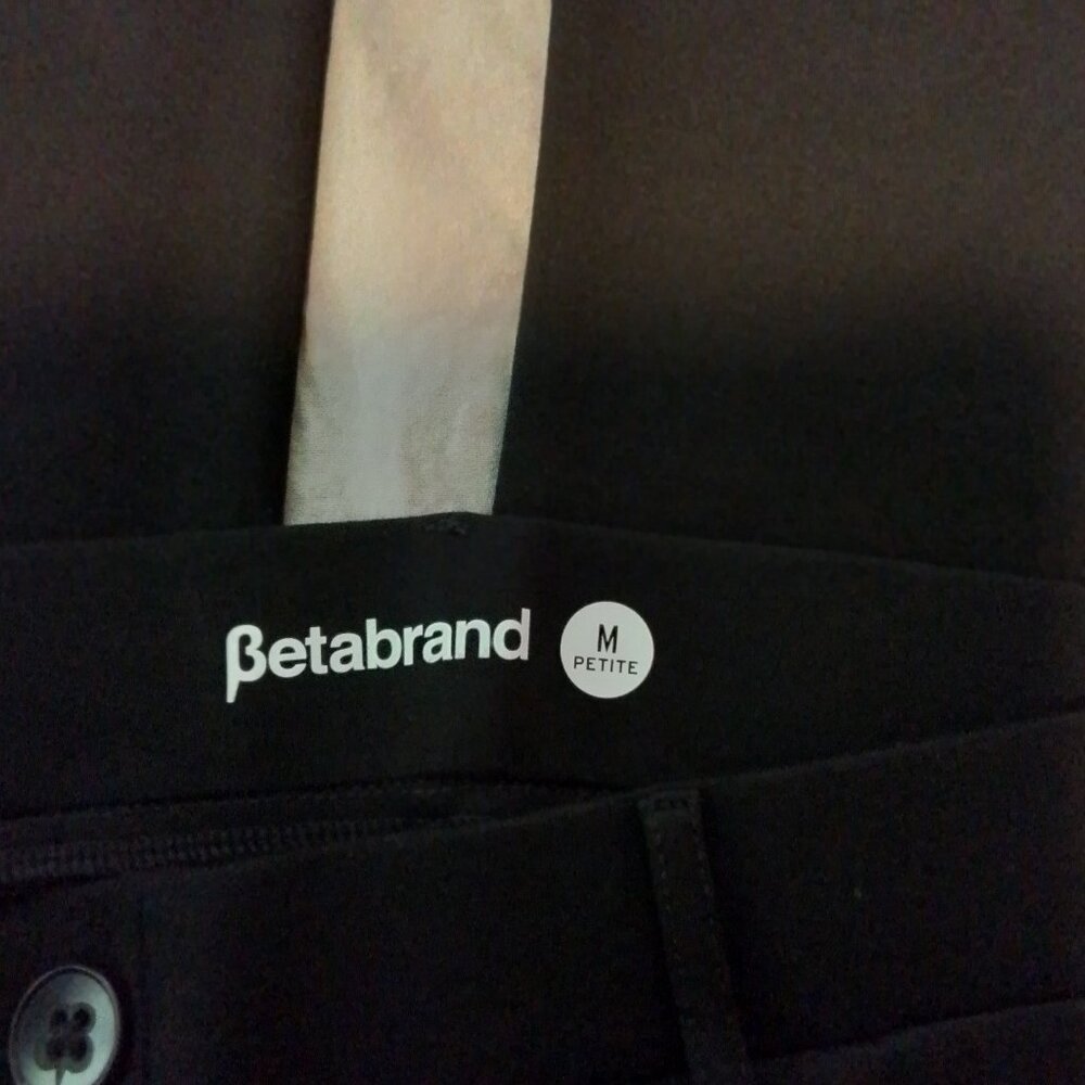 Betabrand 7 pocket straight leg, M petite pant, black